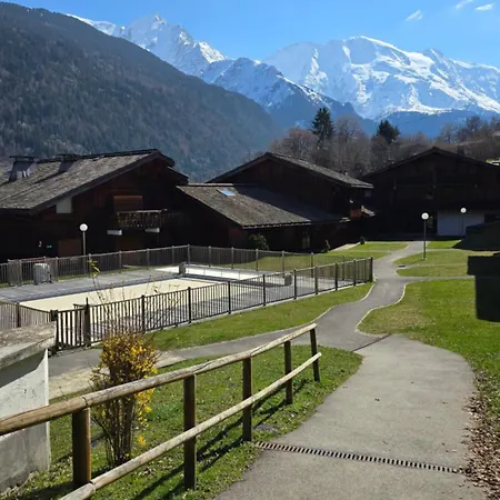Le Refuge Des Grets Apartment *